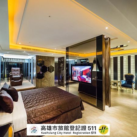 薇風情汽車旅館 - 鳳山館 Kaohsiung Exteriör bild